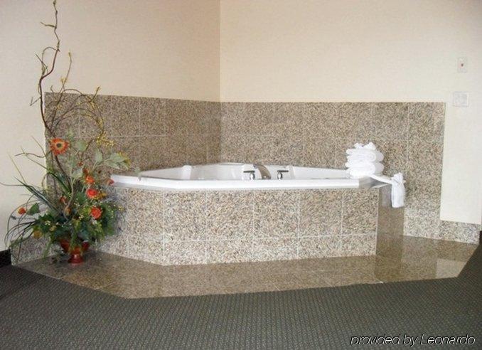 Hampton & By Hilton Mesquite