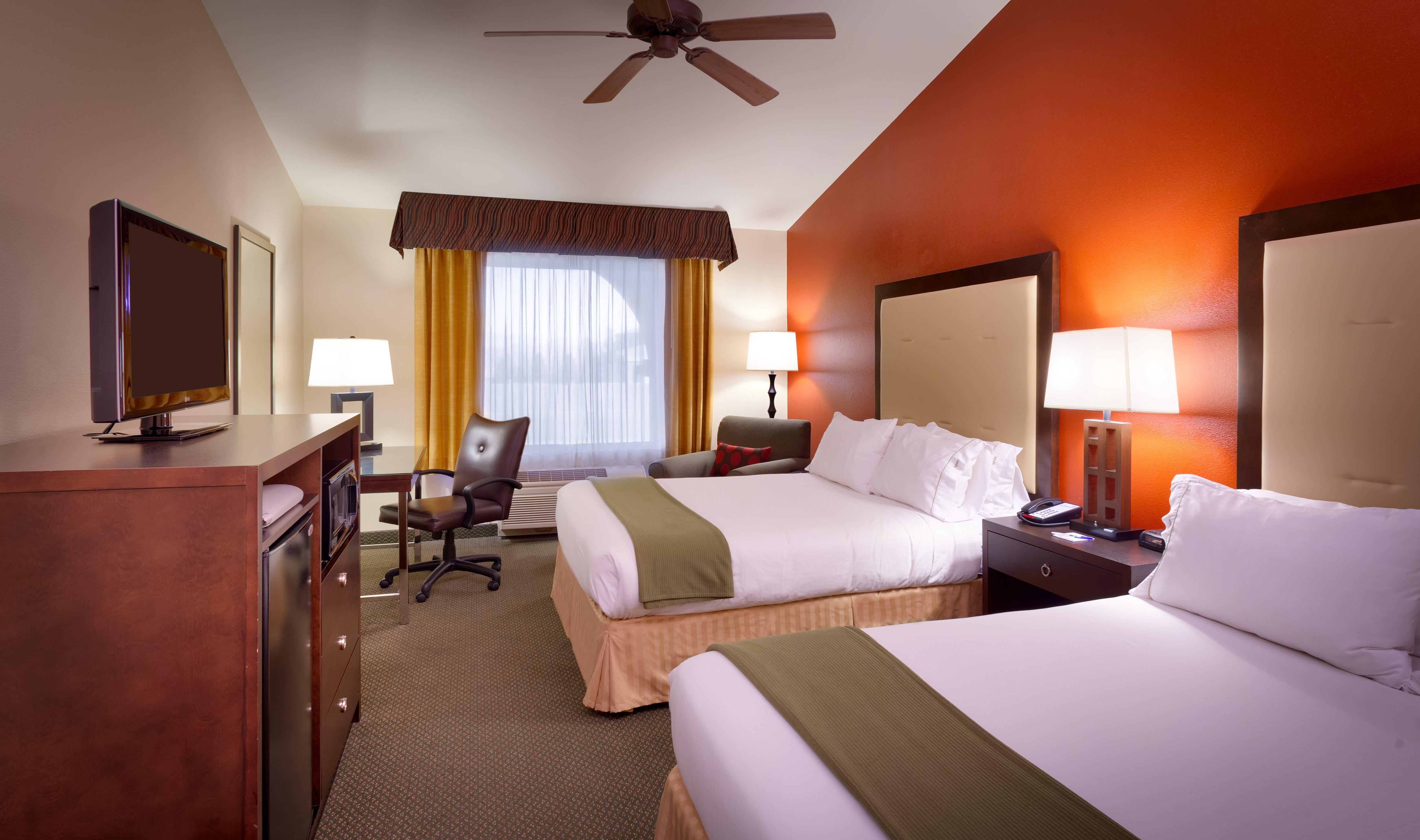 Hampton & By Hilton Hotel 3*